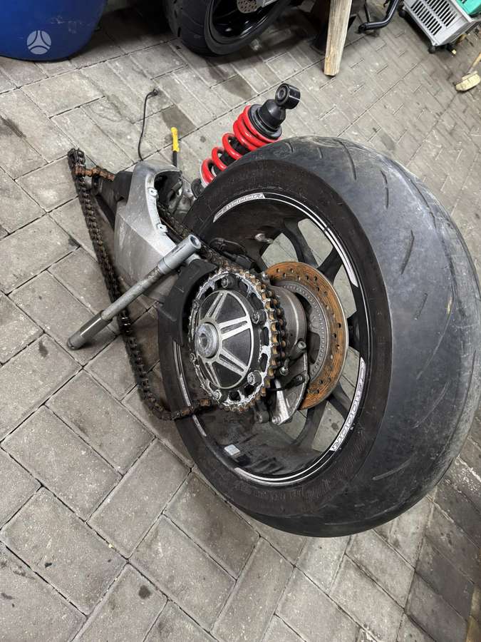 Honda CB, street / classic