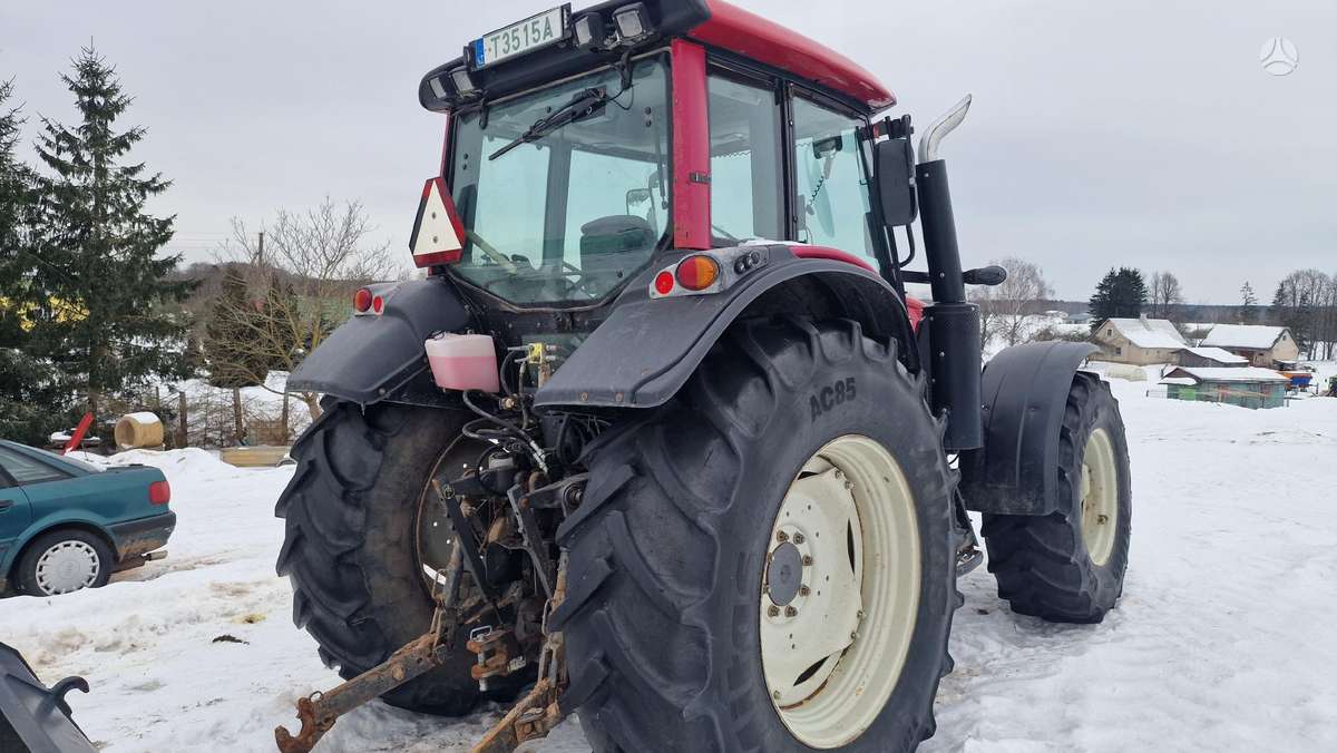 Valtra N123H, traktoriai