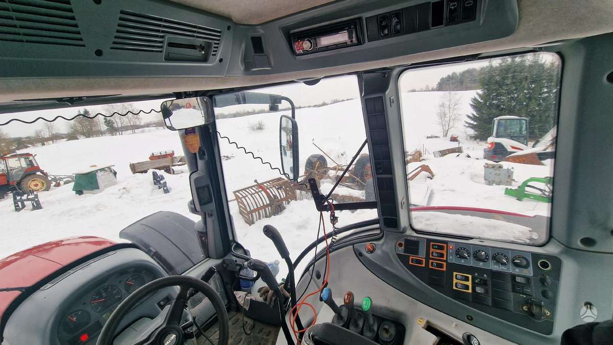 Valtra N123H, tractors