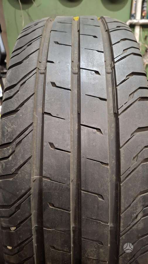 Continental Contact200., летние 235/65 R16