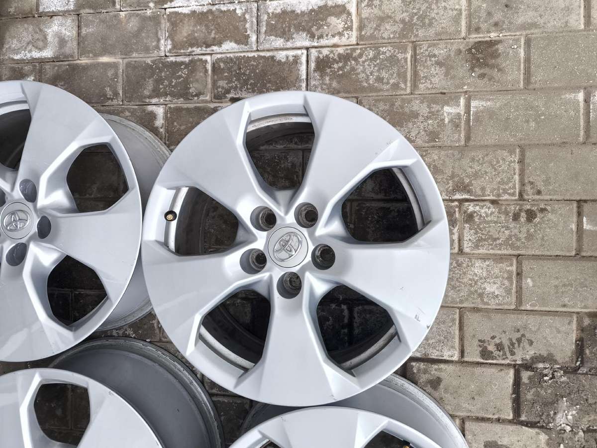 Toyota, легкосплавные , R17
