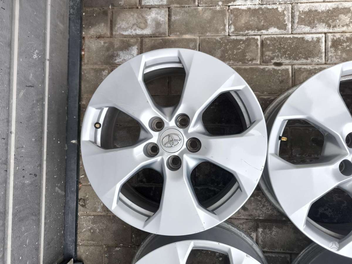 Toyota, light alloy, R17