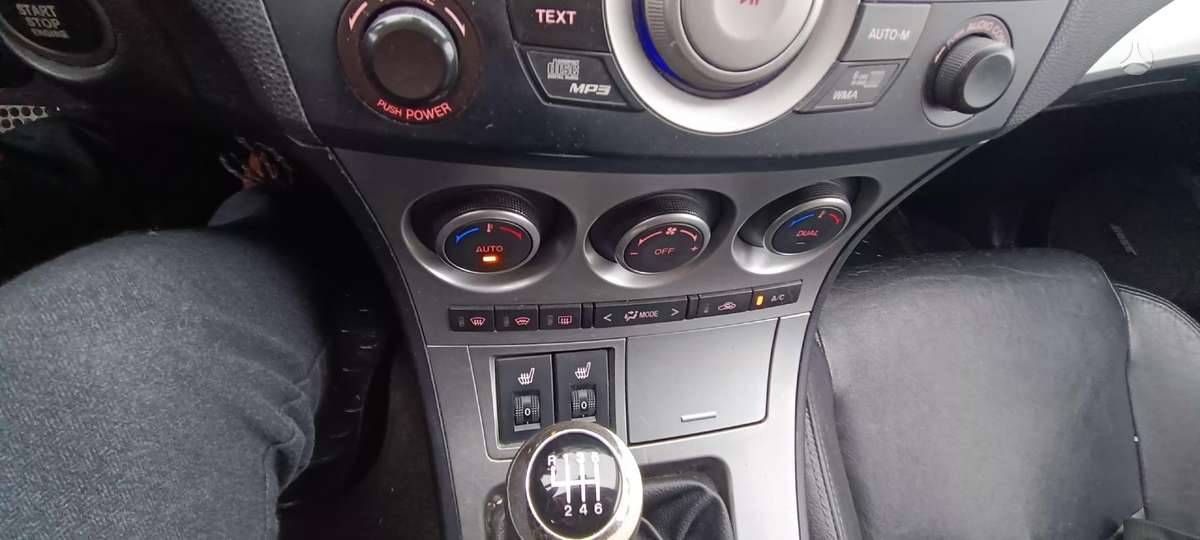 Mazda 3, 2.2 l., hatchback