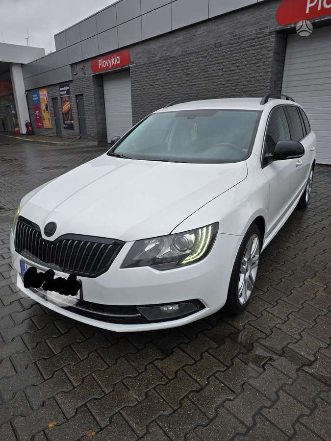 Škoda Superb - 4