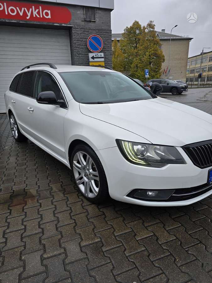 Škoda Superb - 6