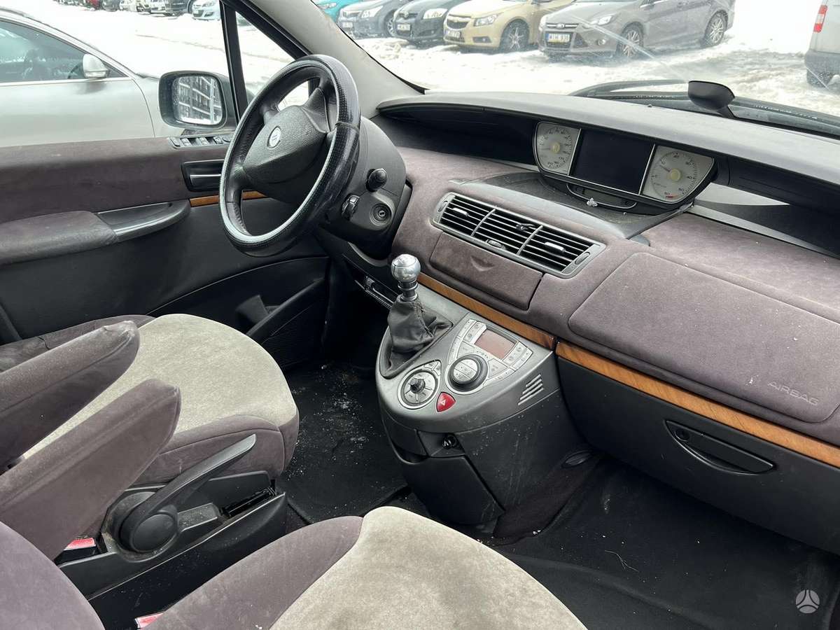Lancia Phedra accessories and consumables