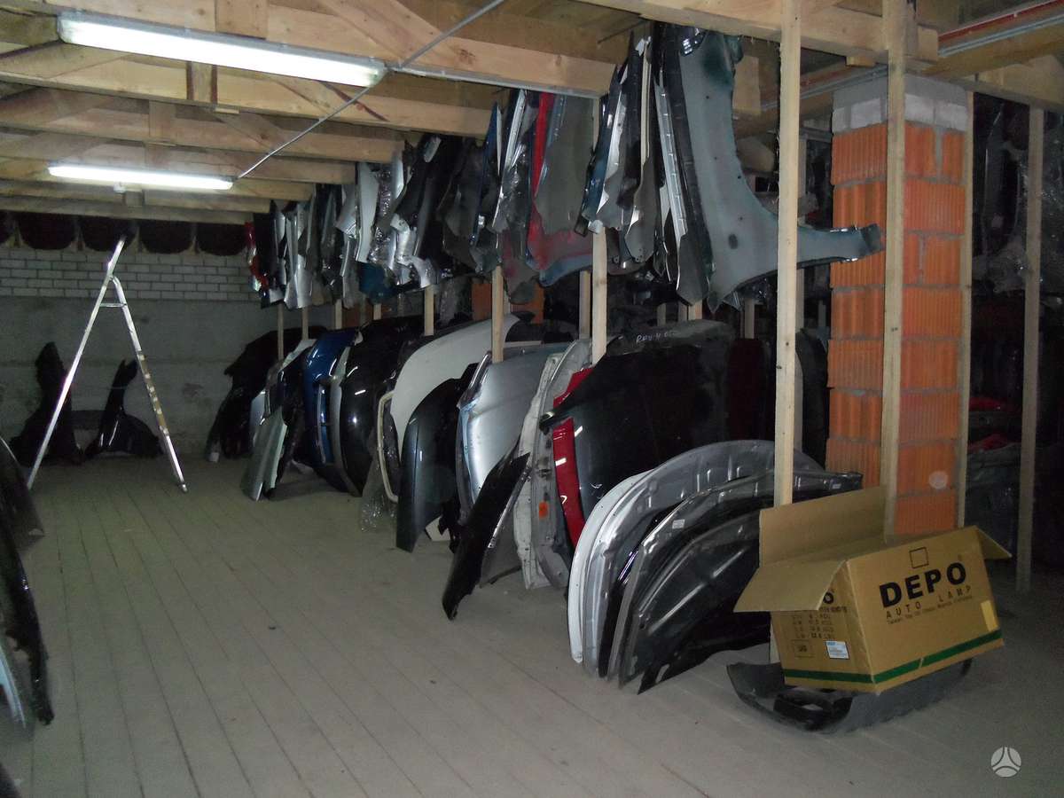 Tesla Model S body parts