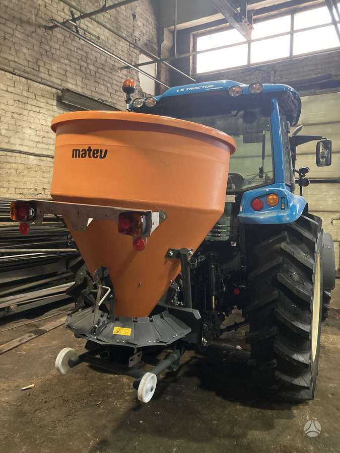-Kita- St1500, snow plows
