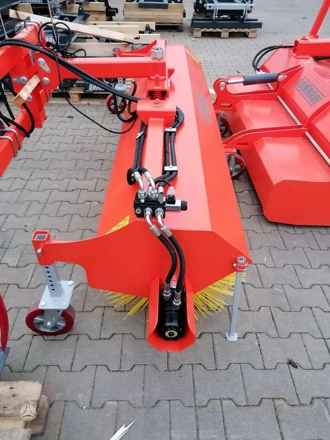 -Kita- Sweepers, šlavimo mašinos