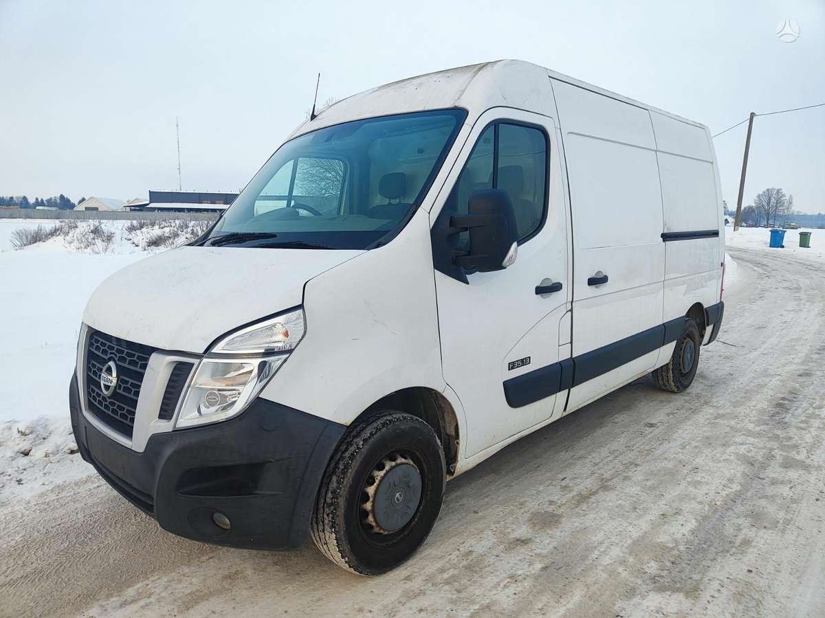 Nissan NV400