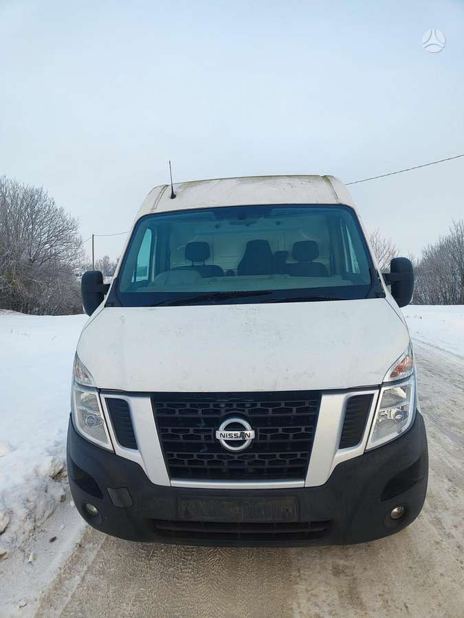 Nissan NV400