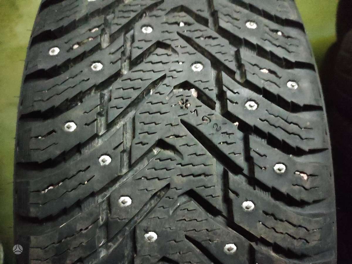 Continental, зимние 235/65 R17