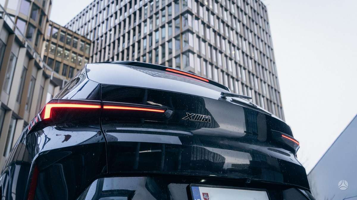 BMW XM, 4.4 l., Внедорожник / Кроссовер