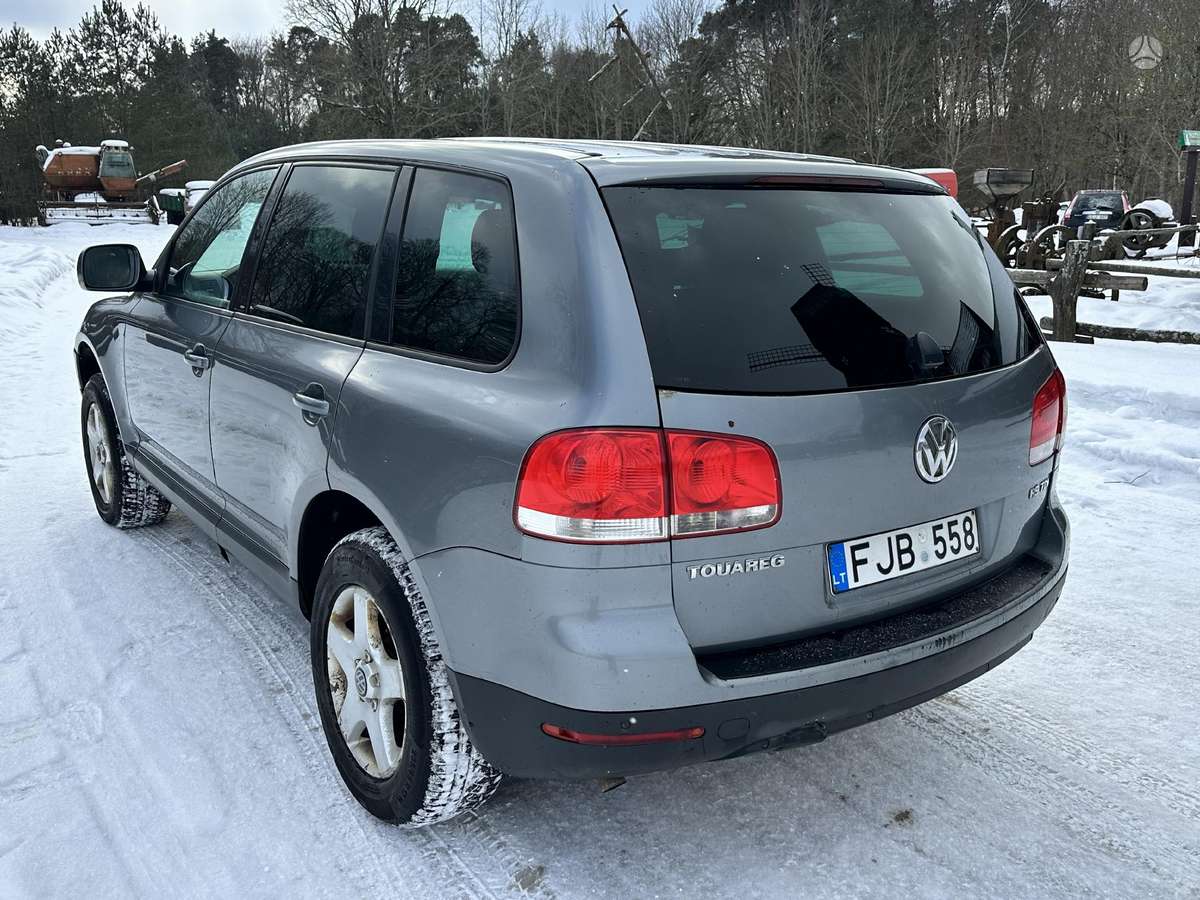Volkswagen Touareg - 4