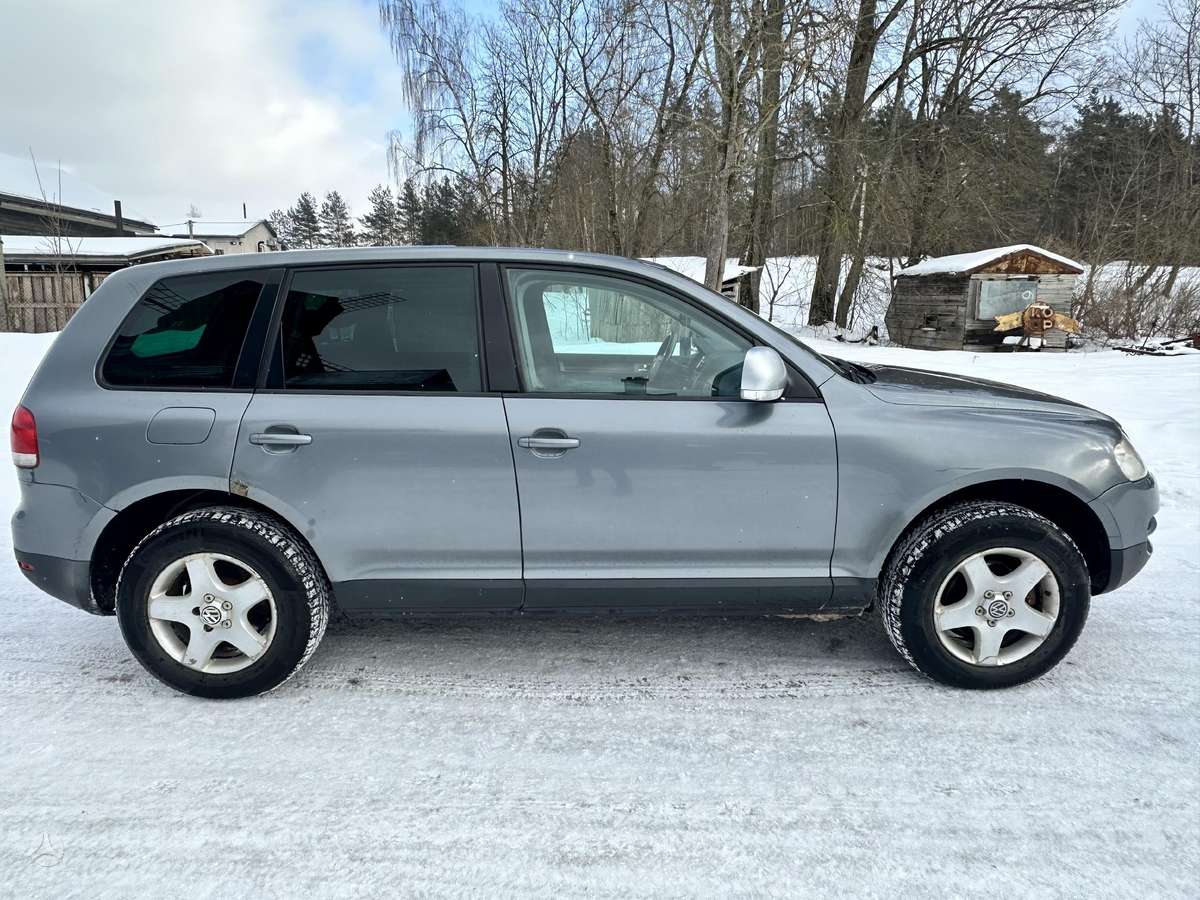 Volkswagen Touareg - 5