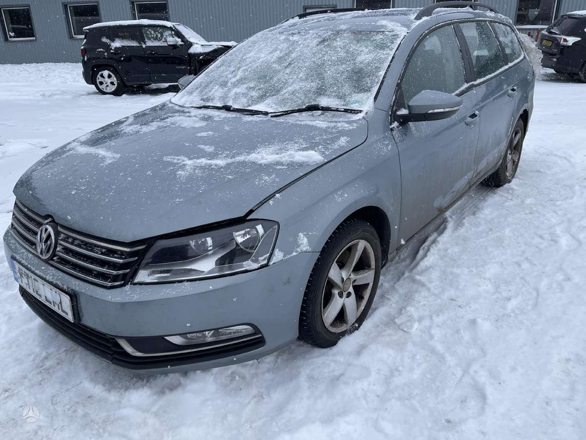 Volkswagen Passat for parts
