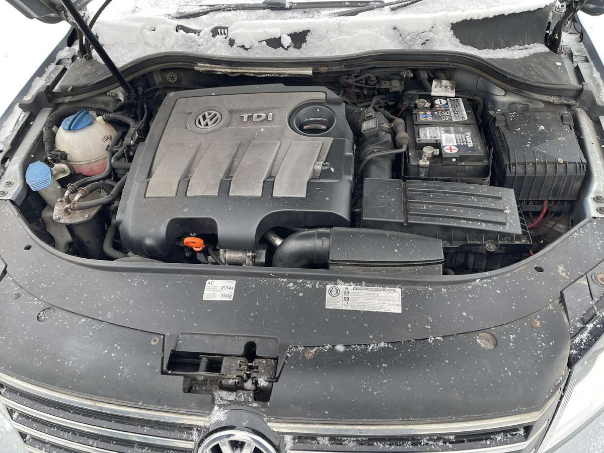 Volkswagen Passat for parts