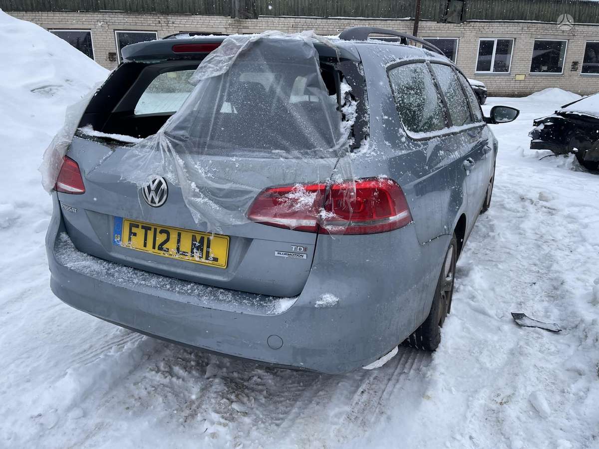 Volkswagen Passat for parts