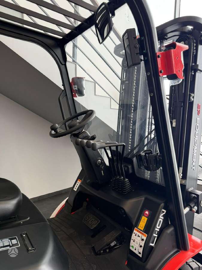 EP EQUIPMENT 11063 - EFL253, forklifts