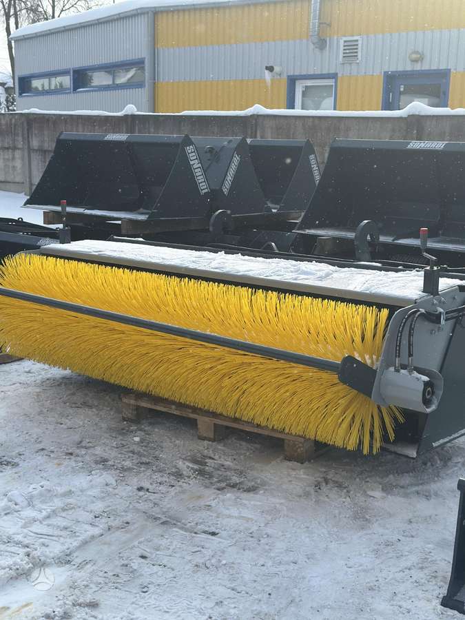 -Kita- Sweepers, šlavimo mašinos