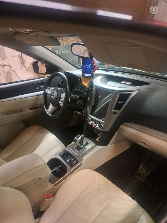 Subaru Outback, 2.5 l., Универсал