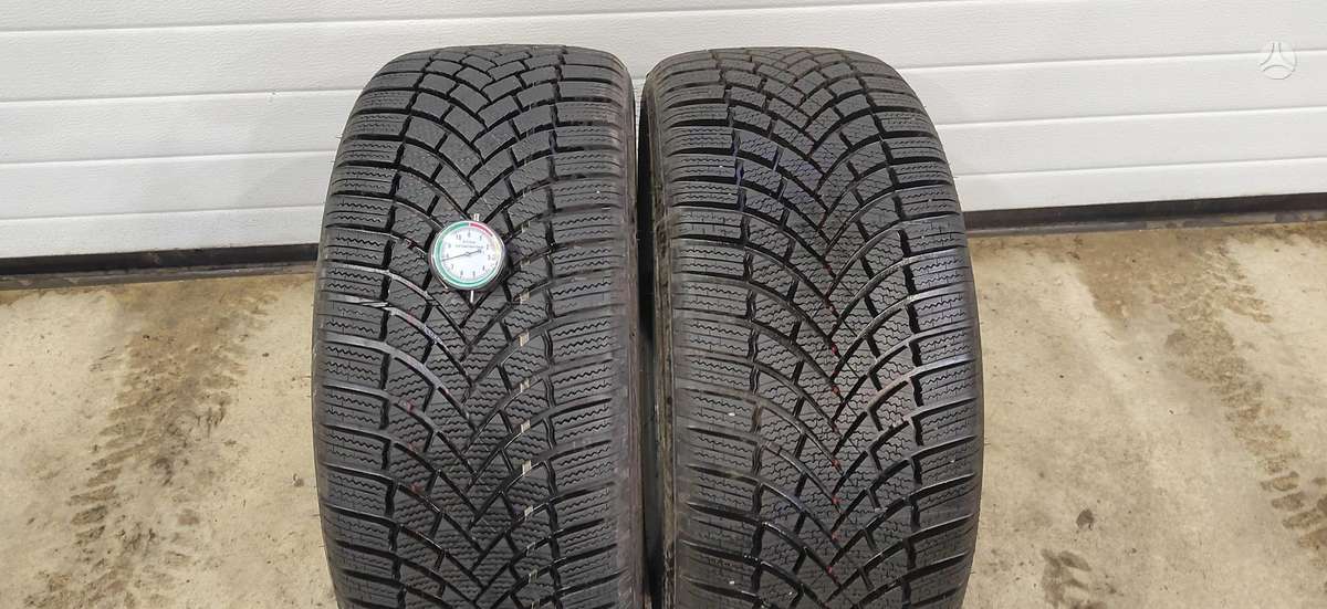 Bridgestone Blizak LM 005, winter 225/55 R17