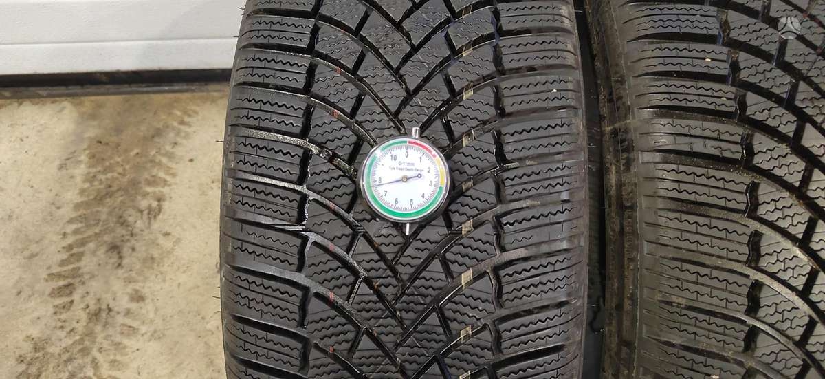 Bridgestone Blizak LM 005, winter 225/55 R17