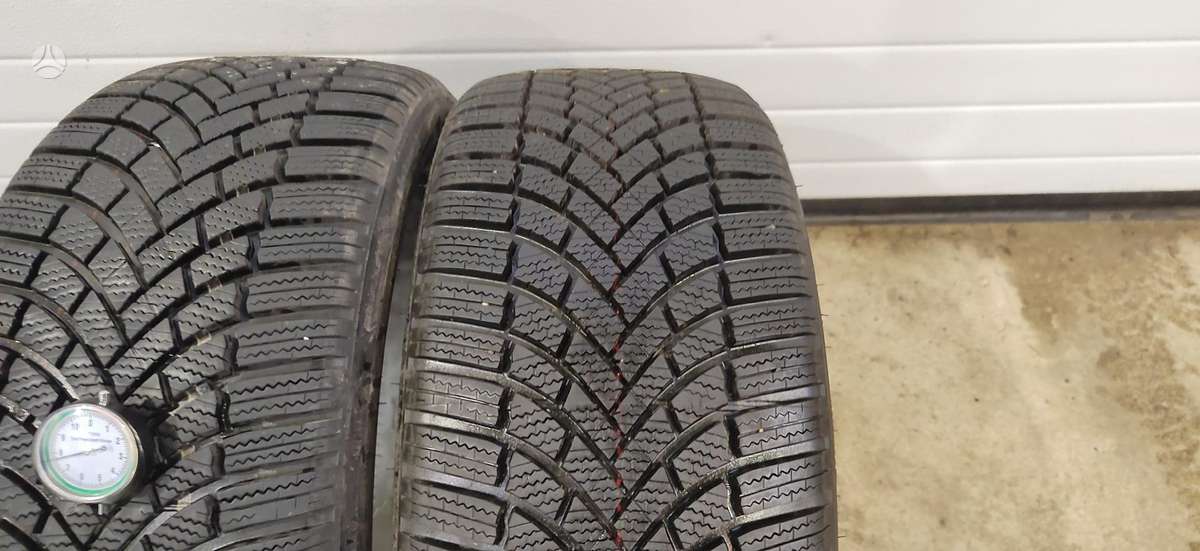 Bridgestone Blizak LM 005, winter 225/55 R17