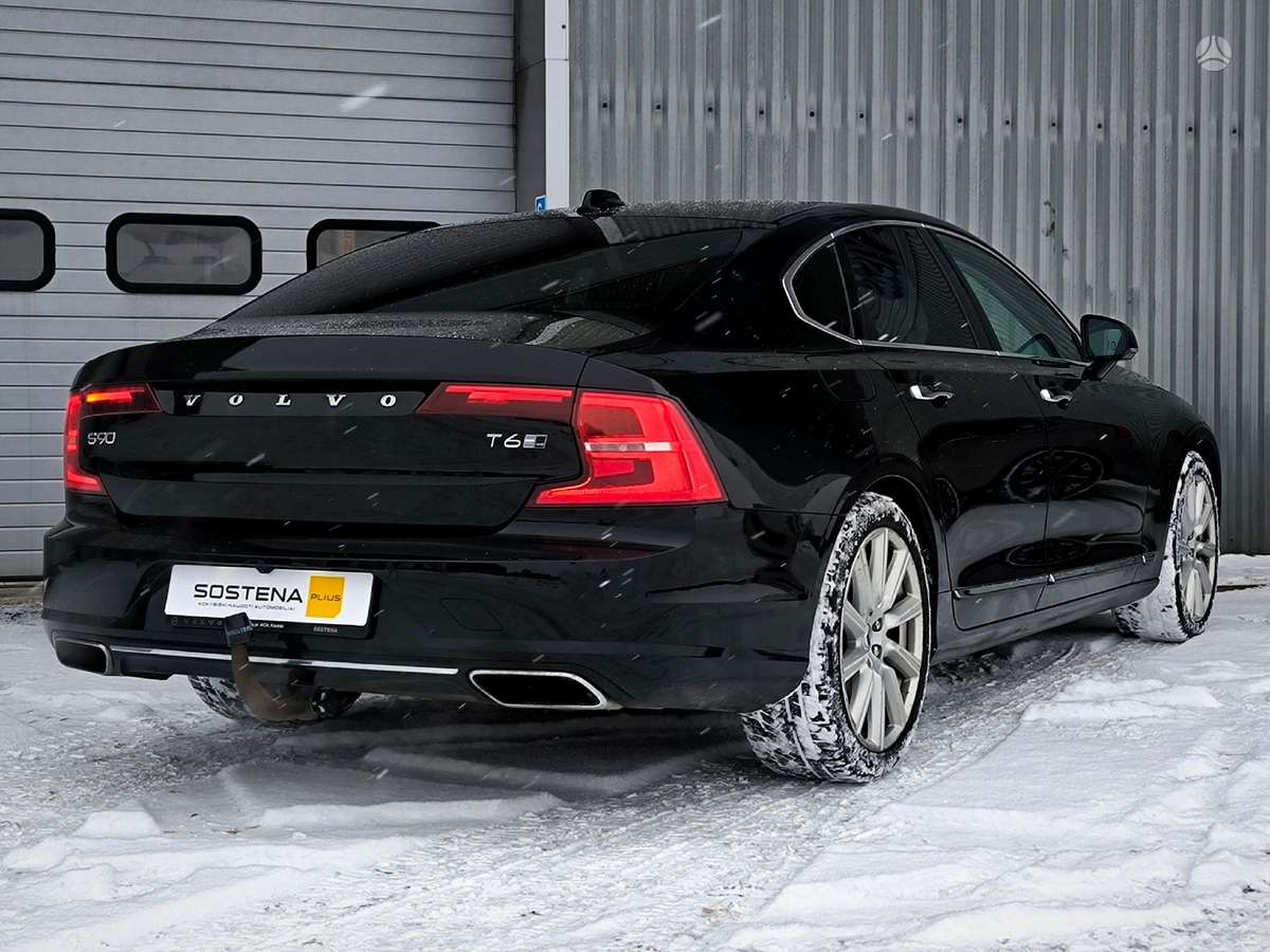 Volvo S90 - 3