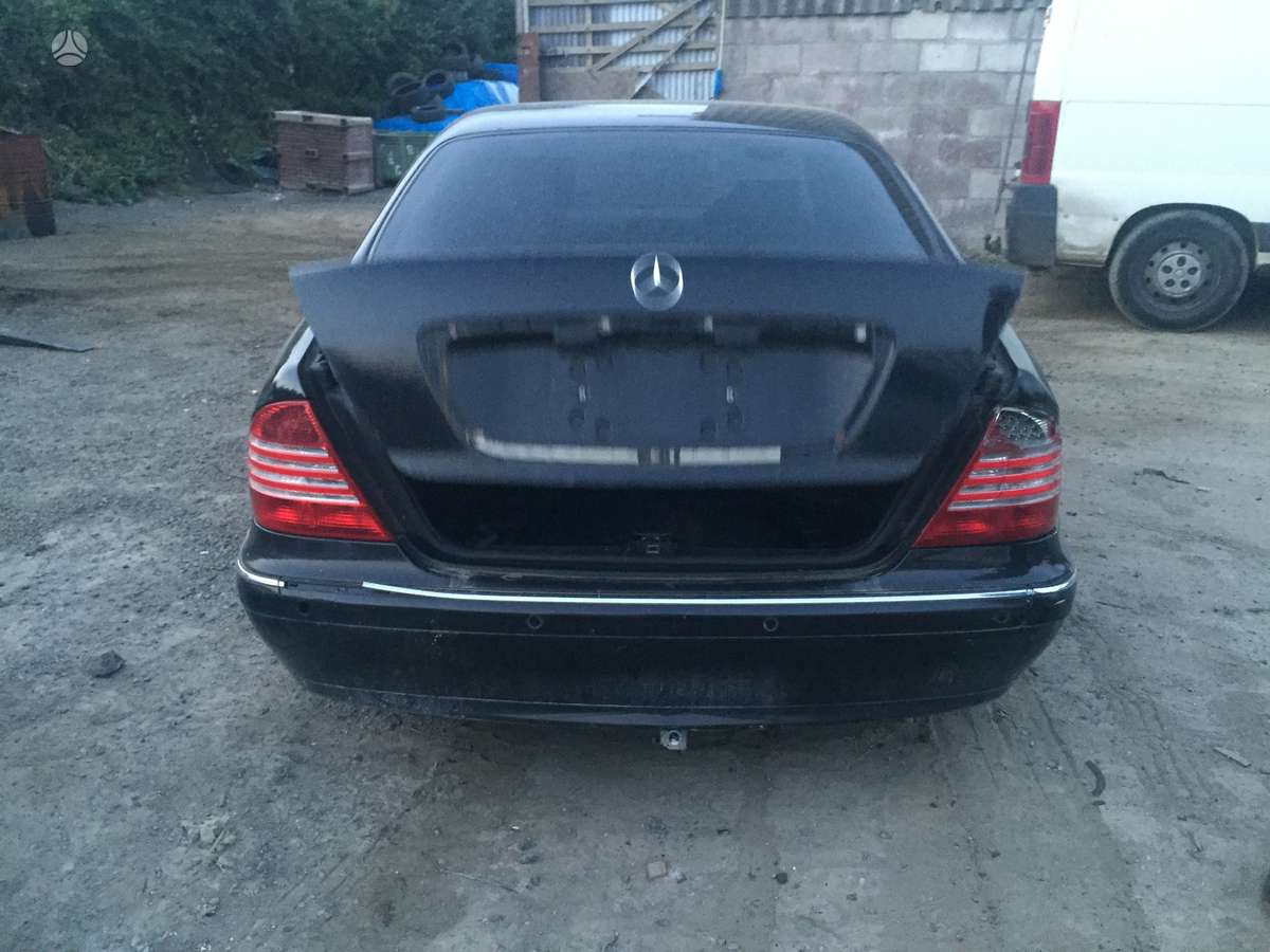 Mercedes-Benz S320