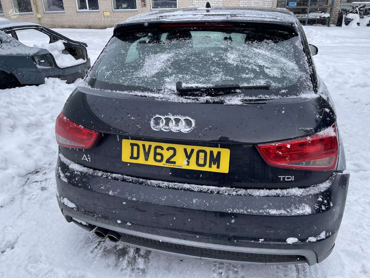 Audi A1 по частям