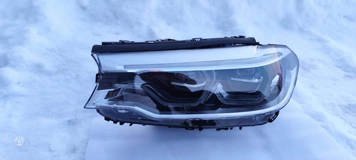 BMW 5 serija lights