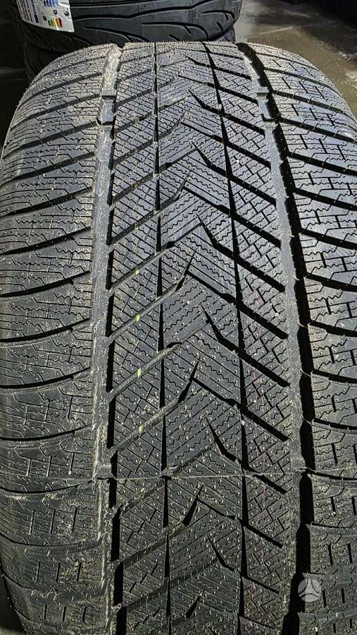 Zmax, ziemas 255/50 R20