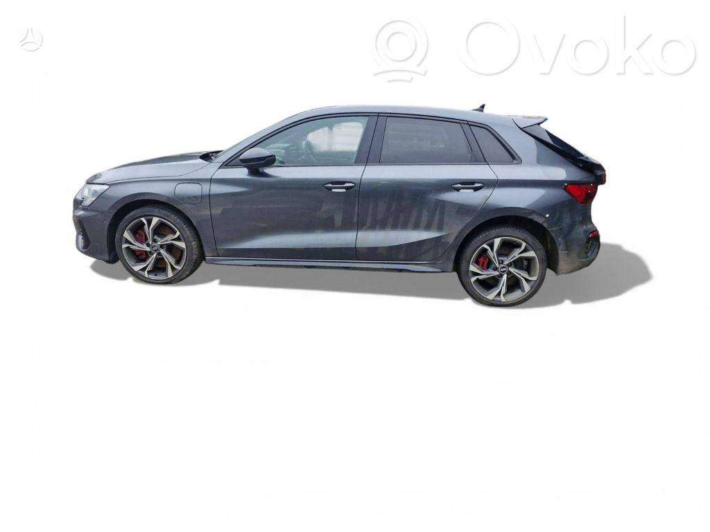 Audi A3 dalimis. S line