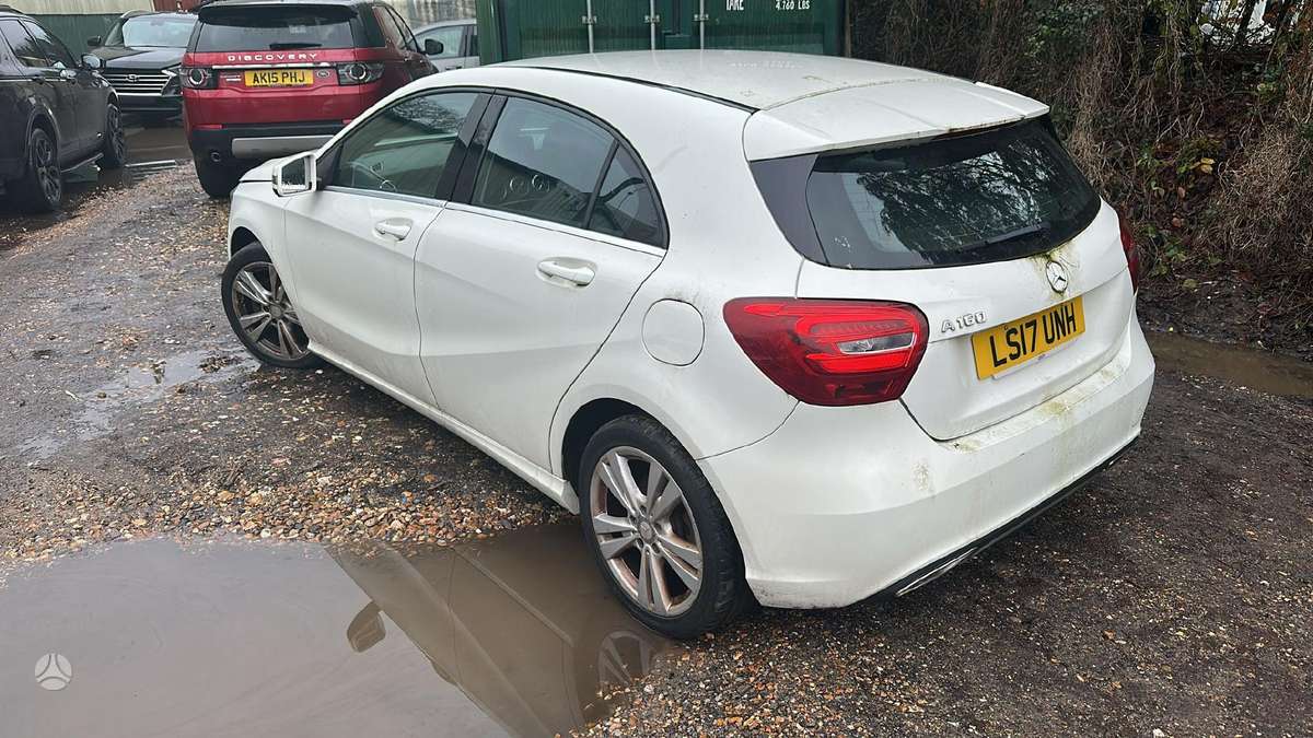 Mercedes-Benz A160 по частям