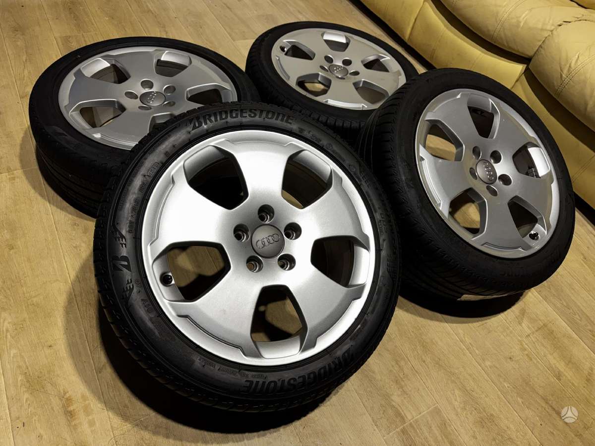 Audi A3 su vas. padangomis, light alloy, R17