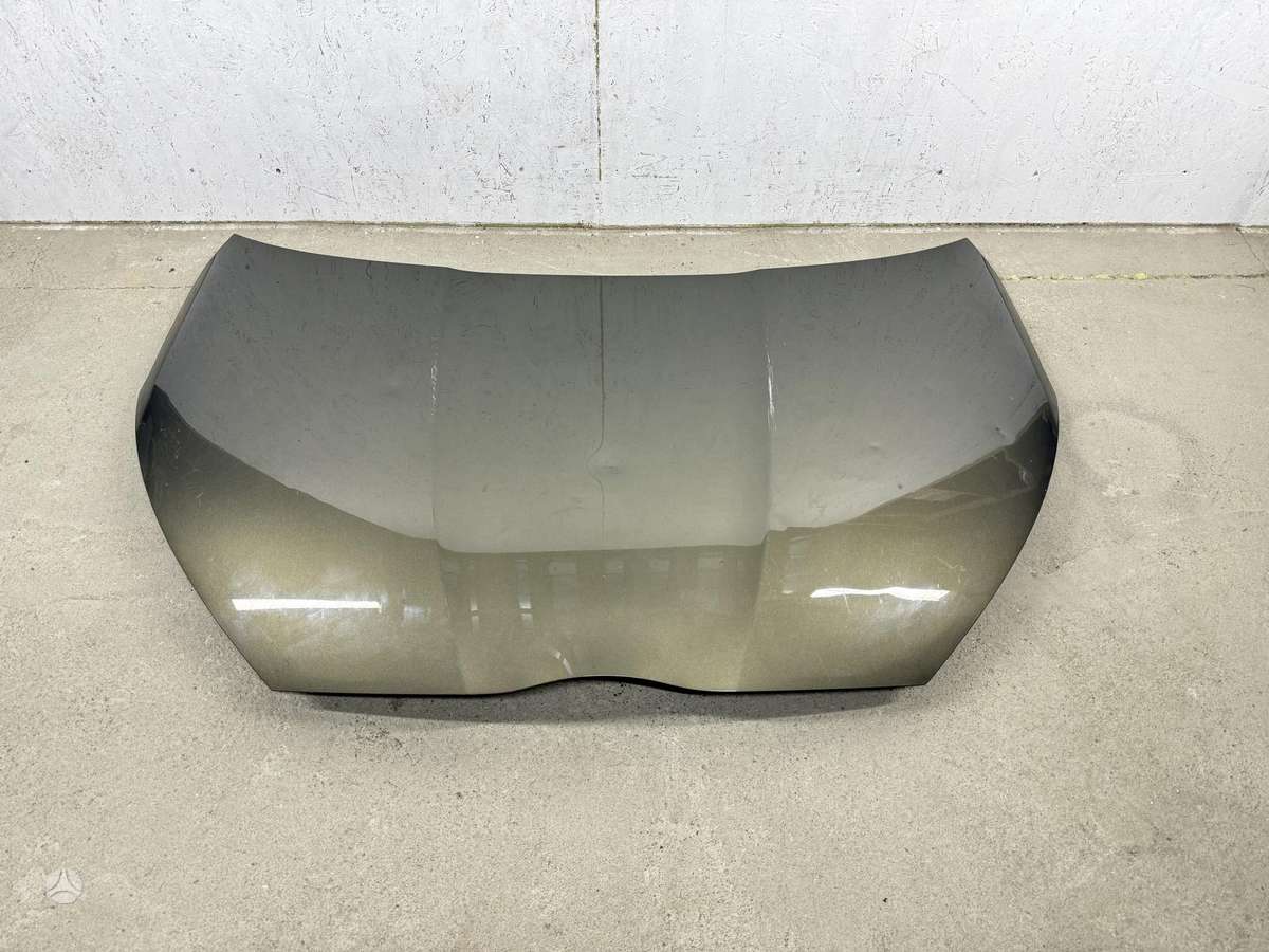 Toyota Yaris hood (front, rear)