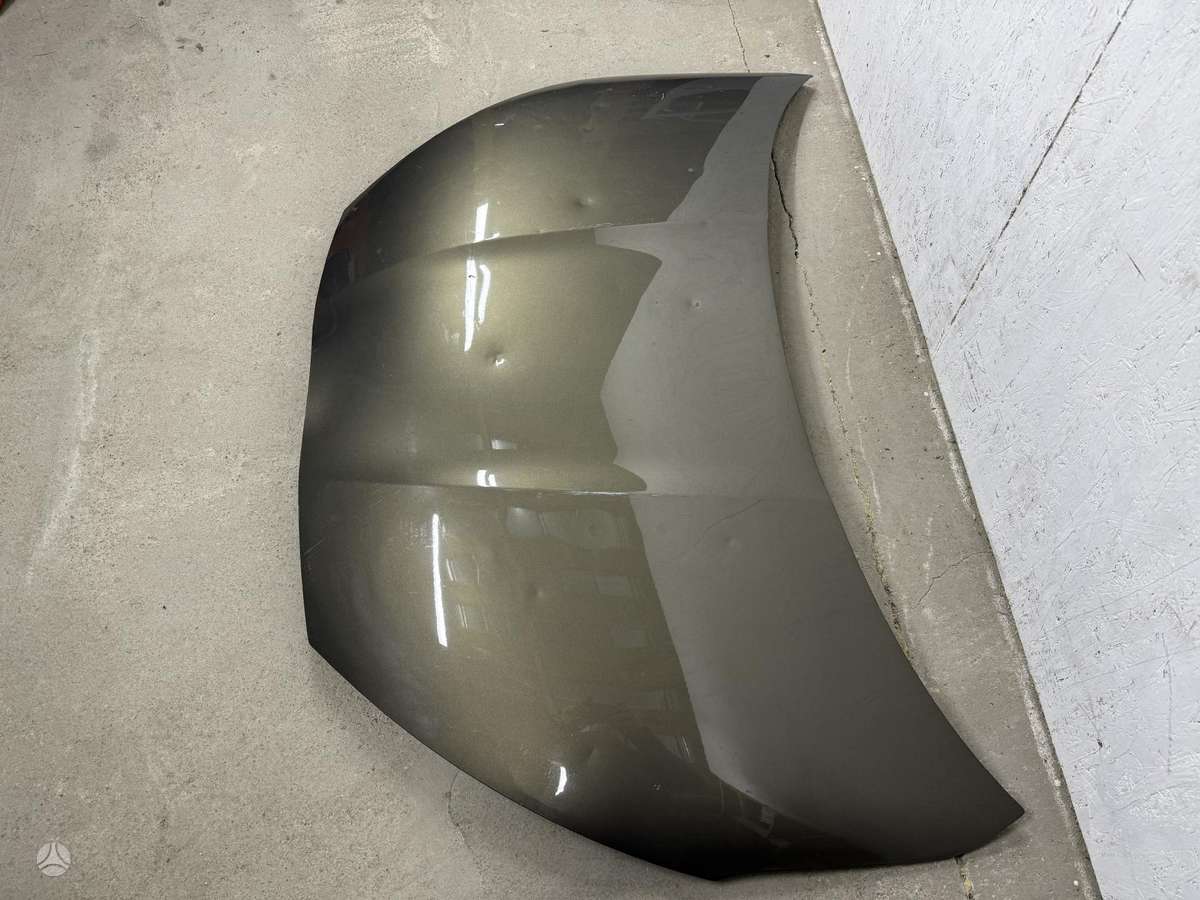 Toyota Yaris hood (front, rear)