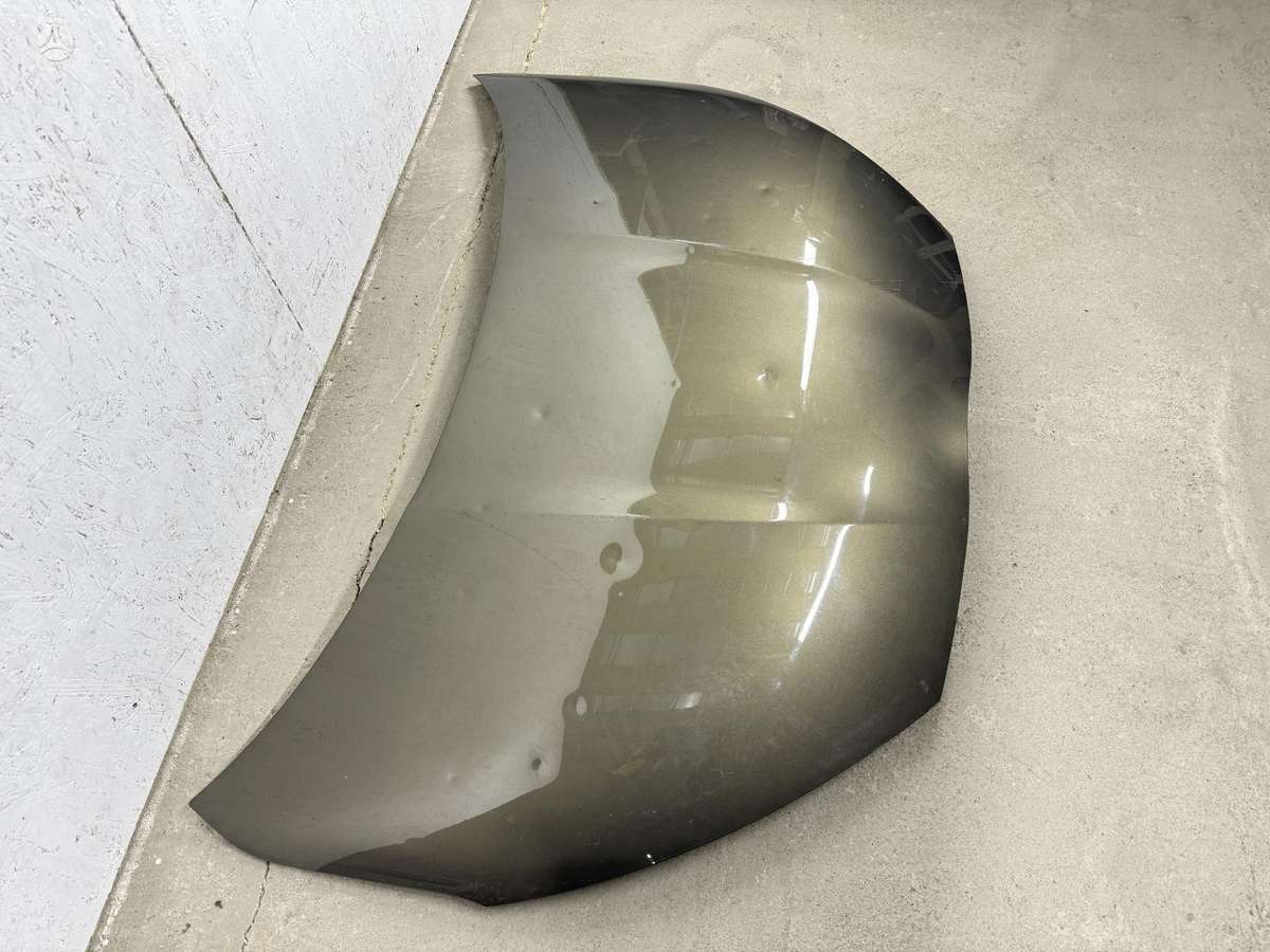 Toyota Yaris hood (front, rear)