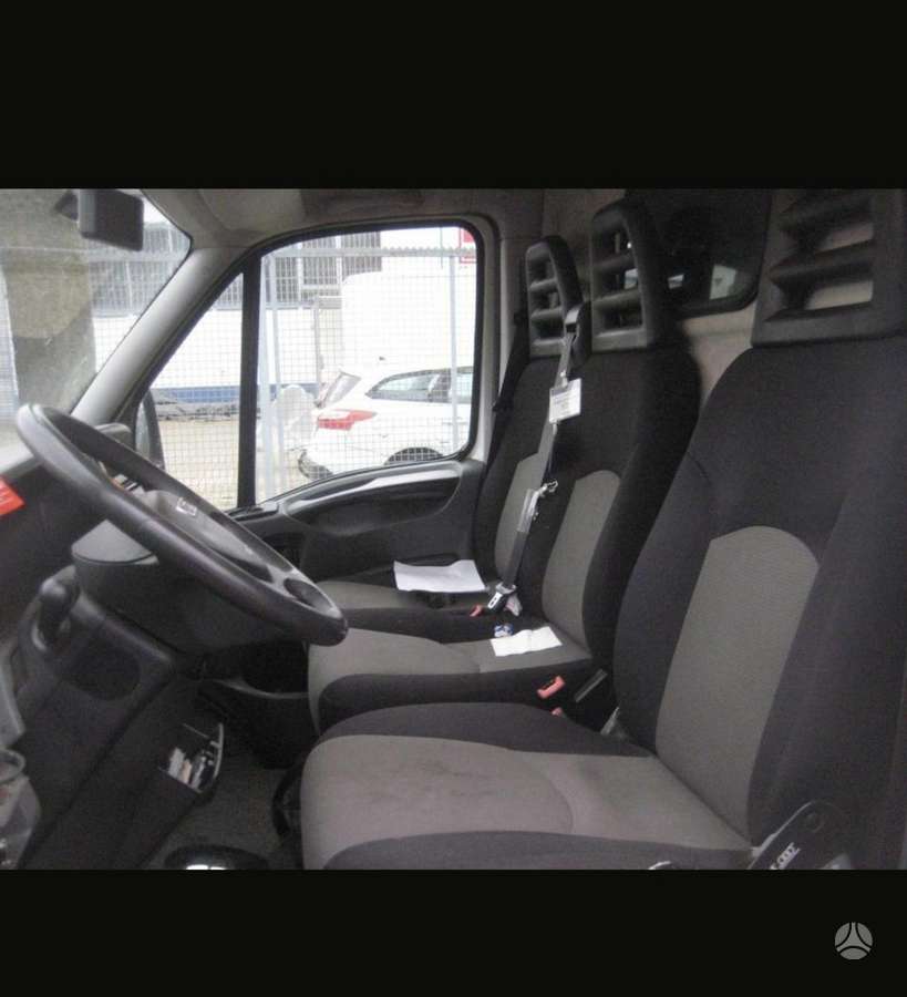 Iveco Daily, cargo vans