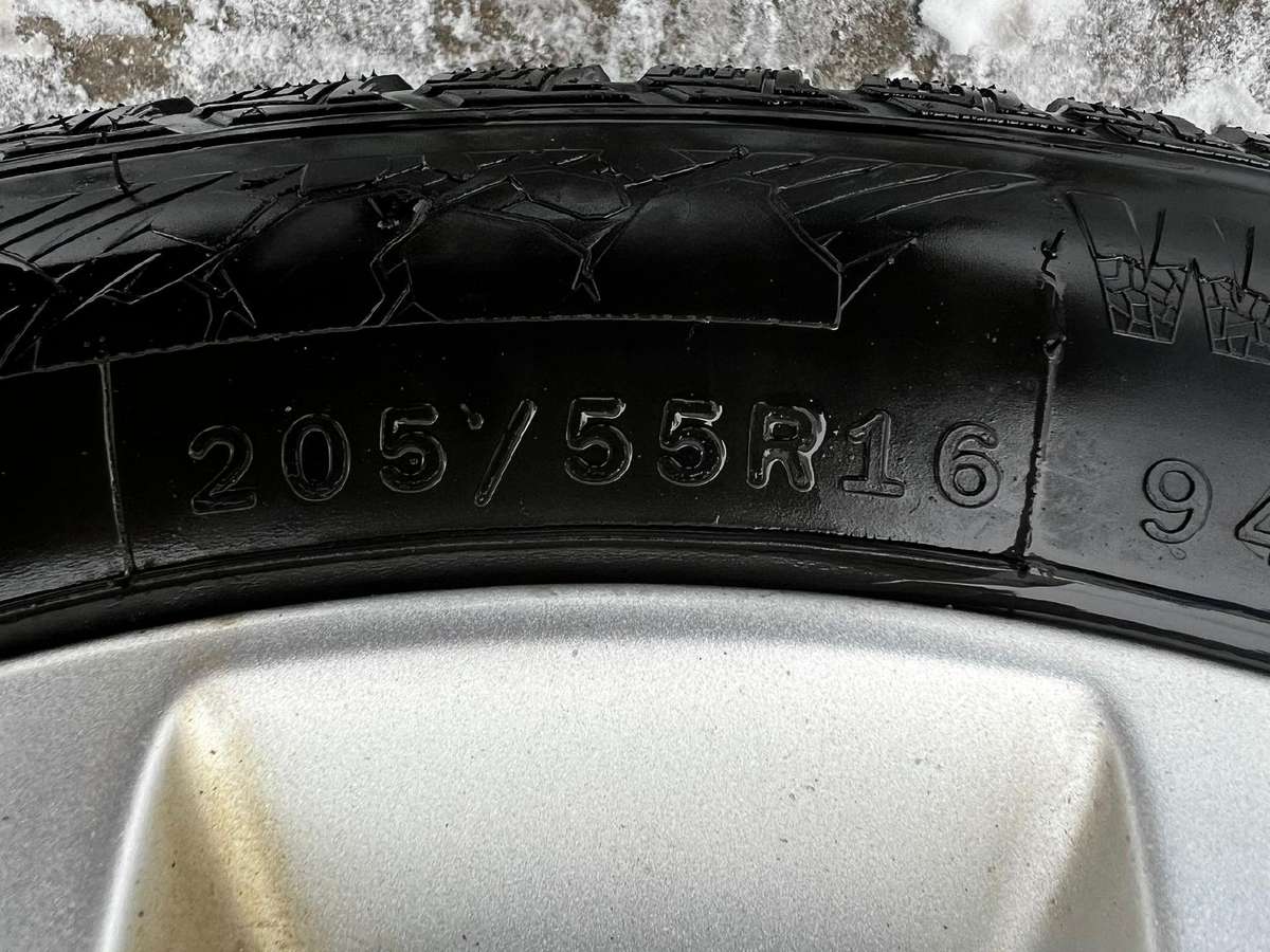 Ford, lengvojo lydinio, R16