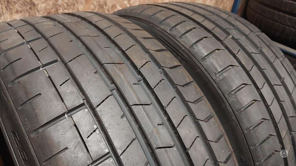 Pirelli Pzero, летние 235/35 R19