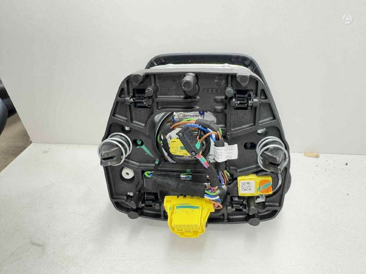 Audi -kita- steering wheel