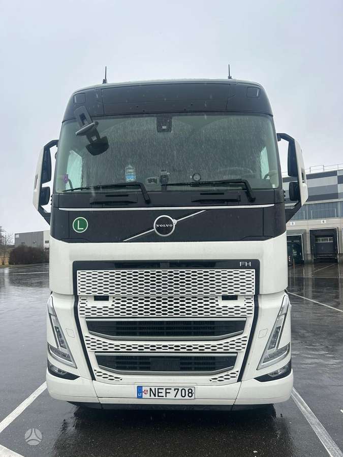 Volvo I save FH500 Retarder parccool, double sleeper