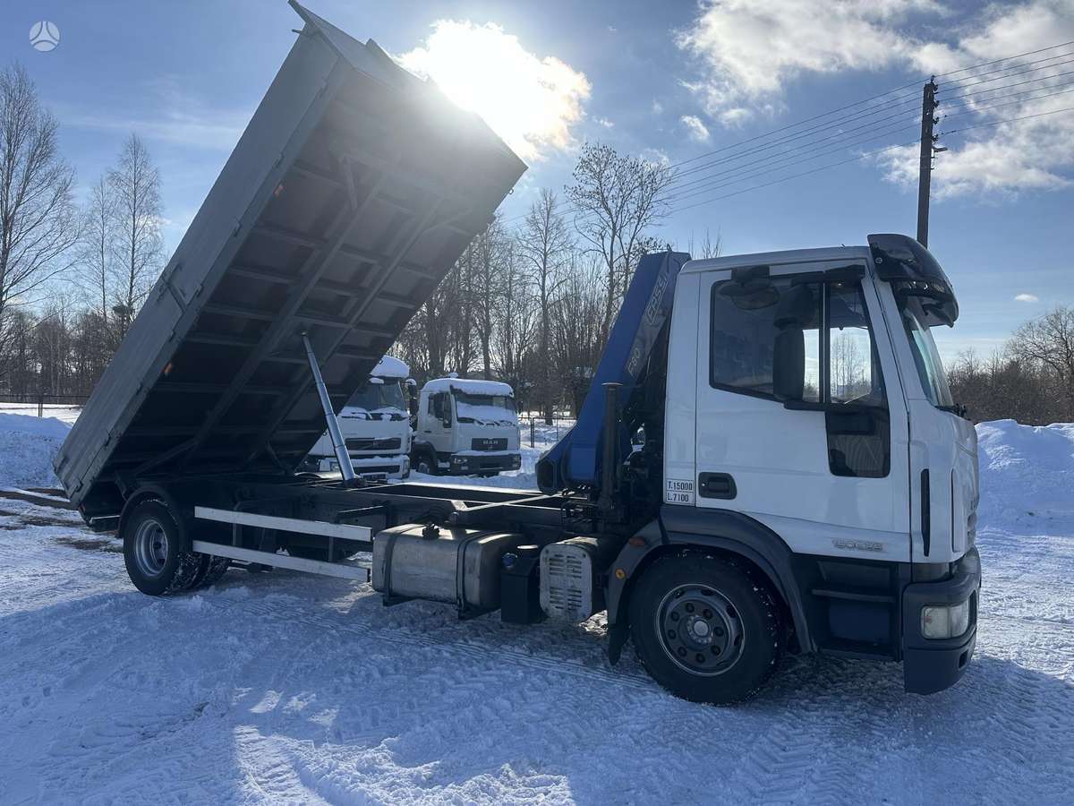 Iveco 150 E, dumpers with crane