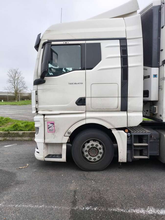MAN TGX 18.480, double sleeper
