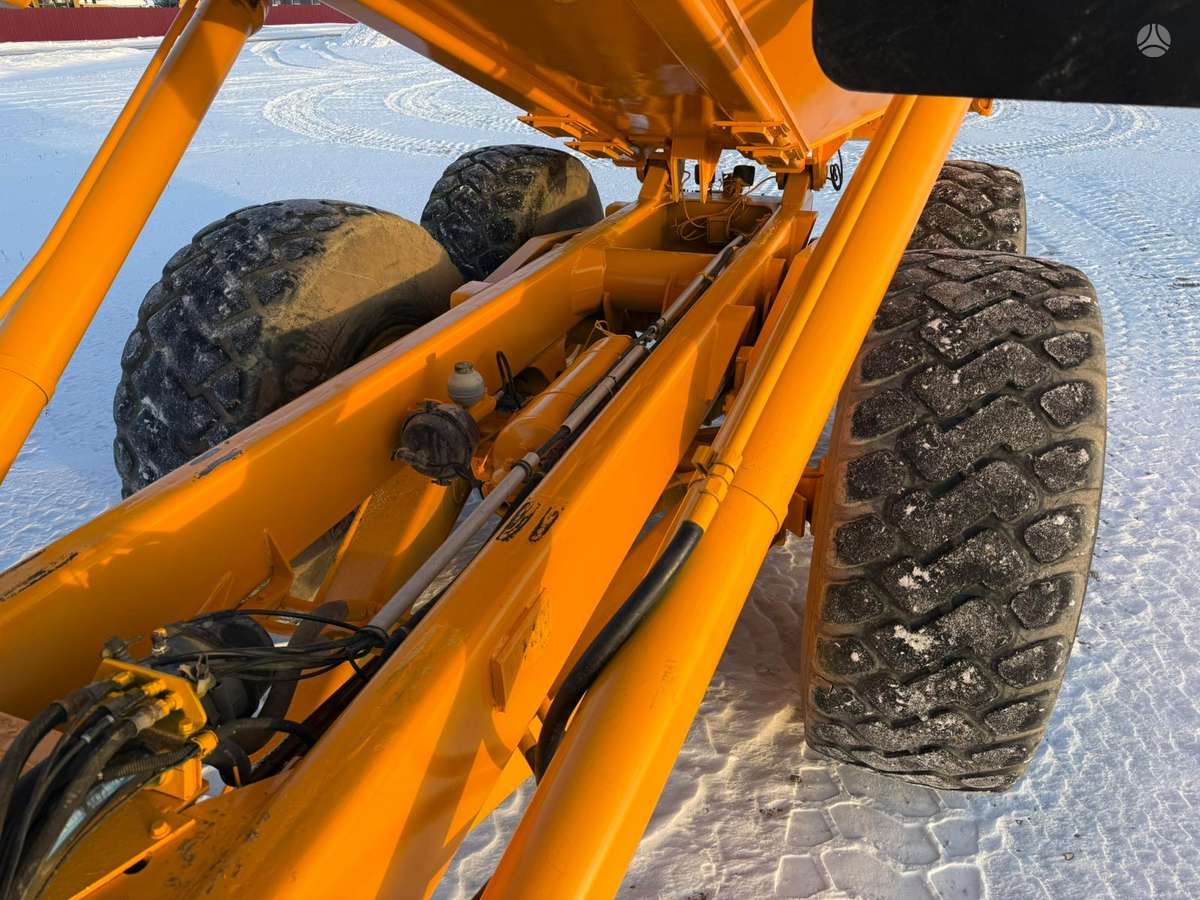 Volvo A25C, самосвалы