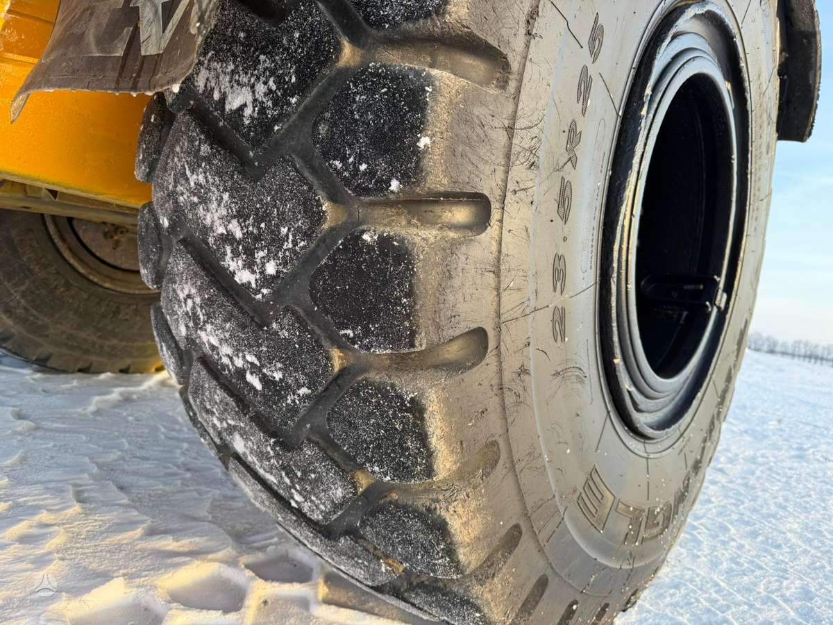 Volvo A25C, самосвалы