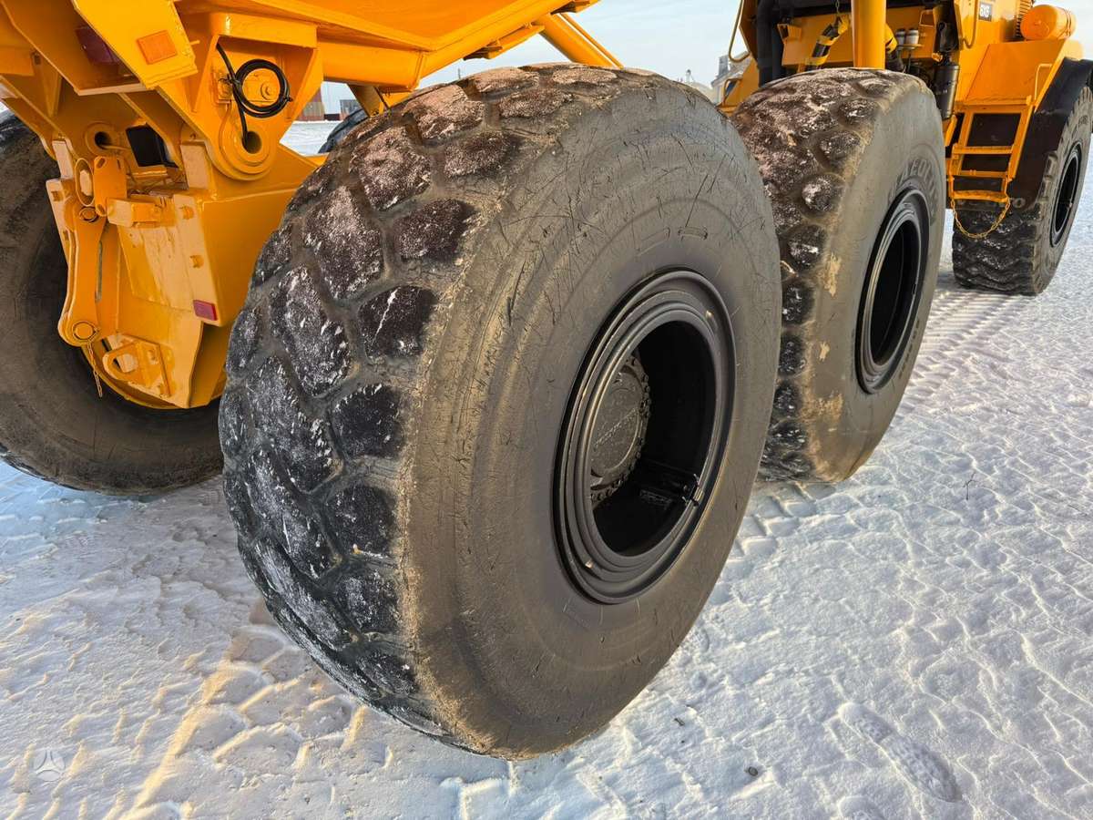 Volvo A25C, самосвалы