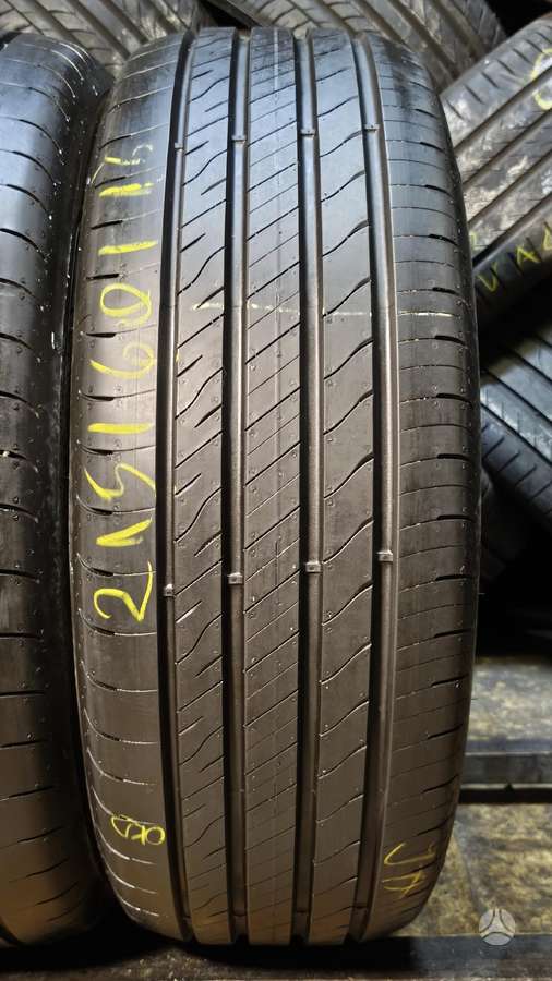 Goodyear Efficient Grip performance 2, vasaras 215/60 R16